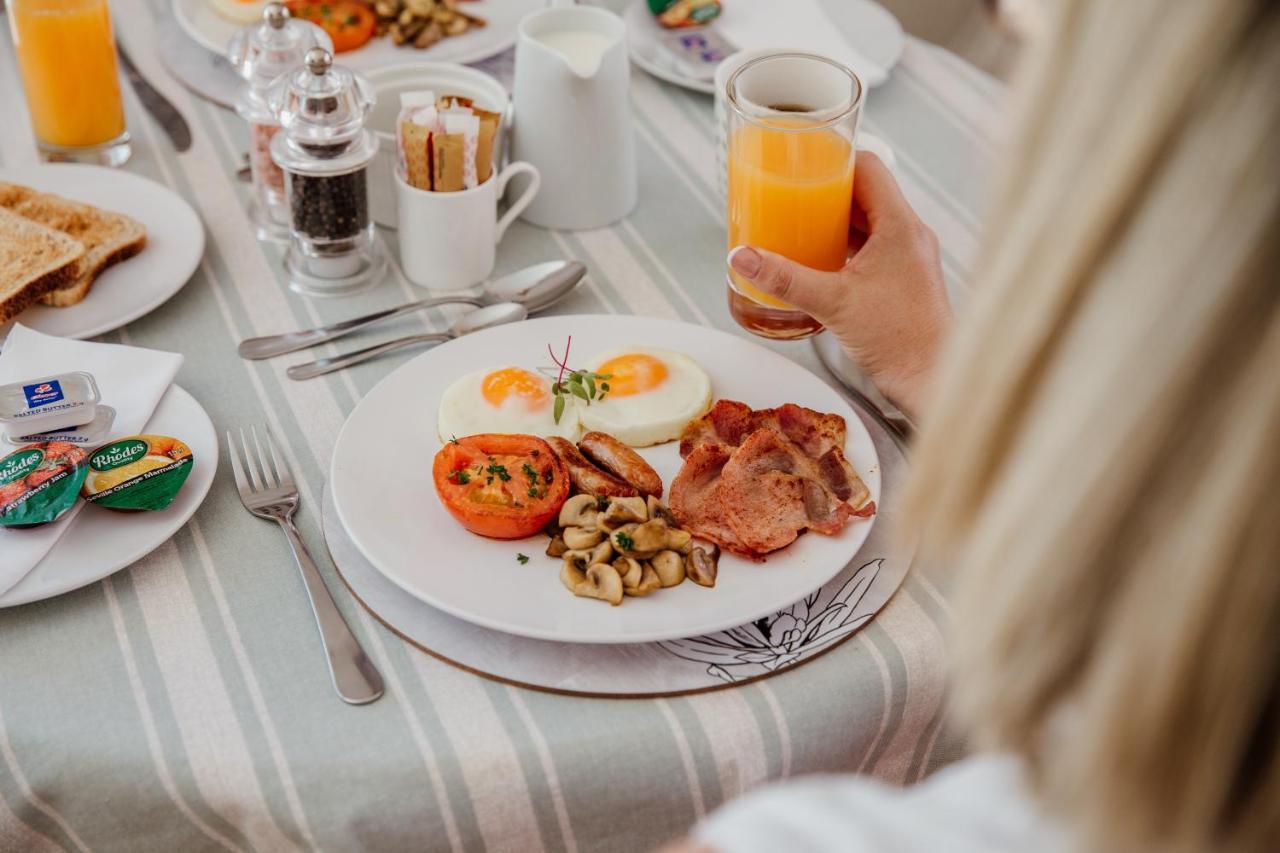 グラハムズタウン Cornerstone Manor Bed & Breakfast エクステリア 写真